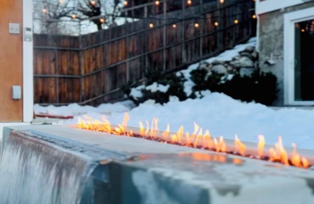 Walk to Downtown Chelan—Spa Pool, Hot Tub, Movie Room & More