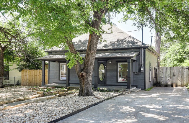 Walk to Dtwn Weatherford: Home w/ Yard!