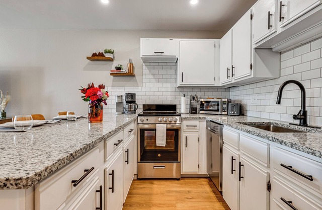 Walk to Dtwn: Winter Park Studio w/ Hot Tub Access