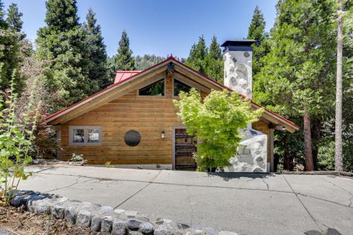 Walk to Lake Gregory Family Retreat with Patio!