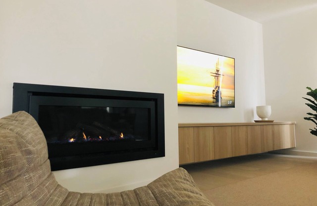 walk to the pool/shops/park 5 min drive to Sovereign Hill Perfect Summer Stay