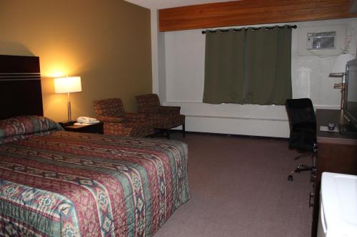 Walking Eagle Inn & Lodge