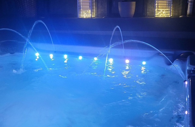 Walkout Basement Suite with Private Hot Tub