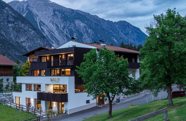 Wally Berg Apartements