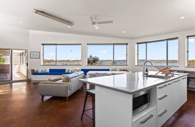 Walshy's Shack es una casa de vacaciones sensacional con vistas al embarcadero de la ciudad