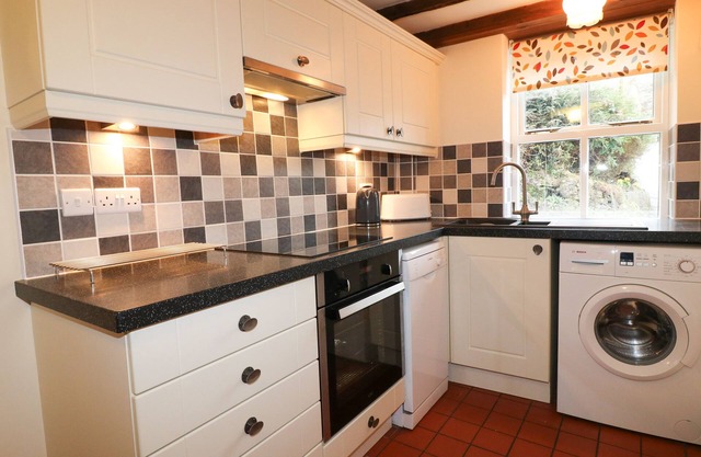 CASA WALTON, familias y dentro de Winster, Ref 915950