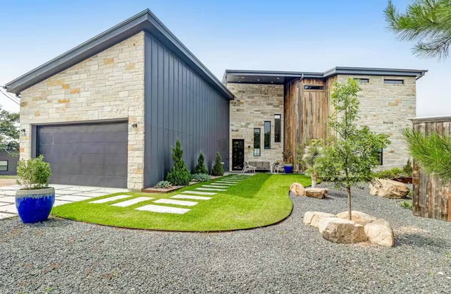 Wander Lake Buchanan