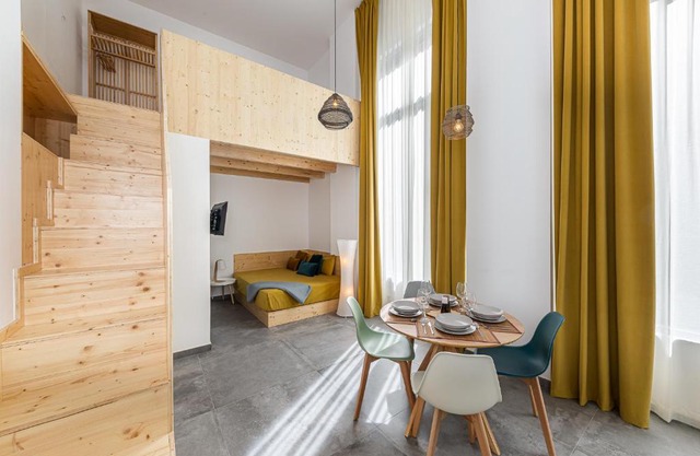 Waou Modern Loft II Centre