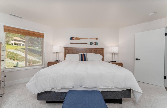 Wapato Point Condo with Resort Amenities! 2bed/2bath, 2nd floor w/washer, unit 616