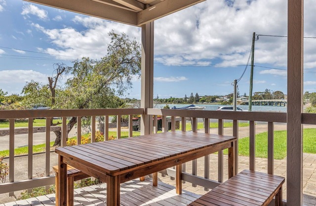 Wapengo Street 5, Unit 3