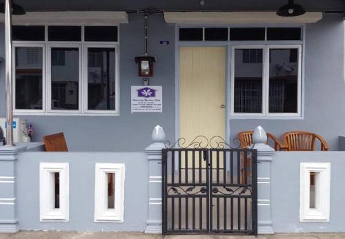 Warisan Violet Tg Minyak Perdana
