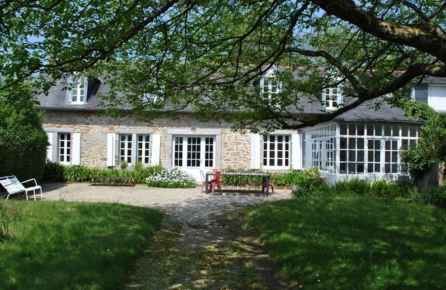 warm and authentic cottage located 800m from the dunes of Keremma
