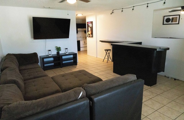 Warm and cozy yet very spacious 4- bedroom home in Lubbock