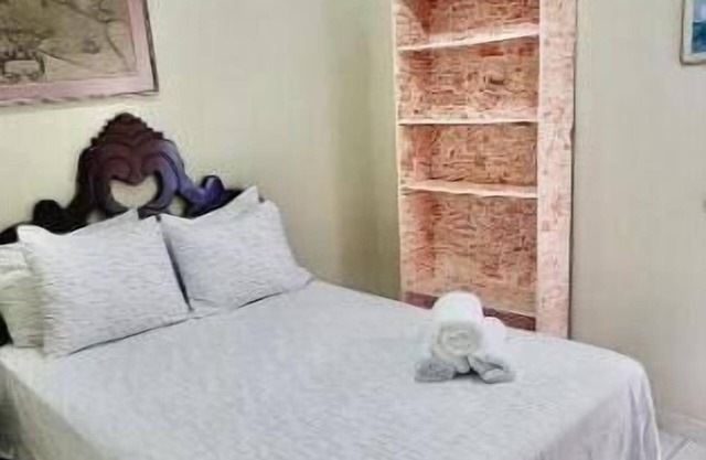 Warm and Harmonious Accommodation J