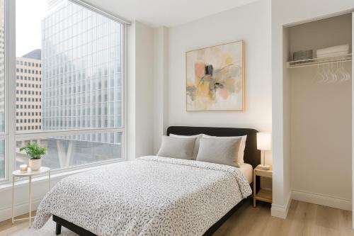 Warm and Welcoming 2-Bedroom Home in a Prime Location