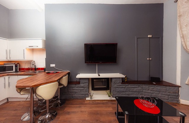 Warm, Cozy&Relaxed Apartment by Holyrood Palace