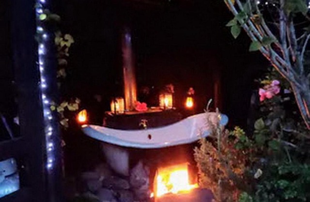 Warm Earth Cottages