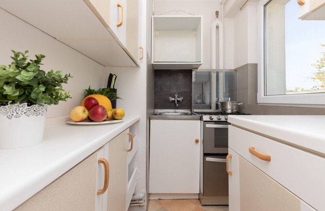 Warsaw Apartment Kasprowicza by Renters