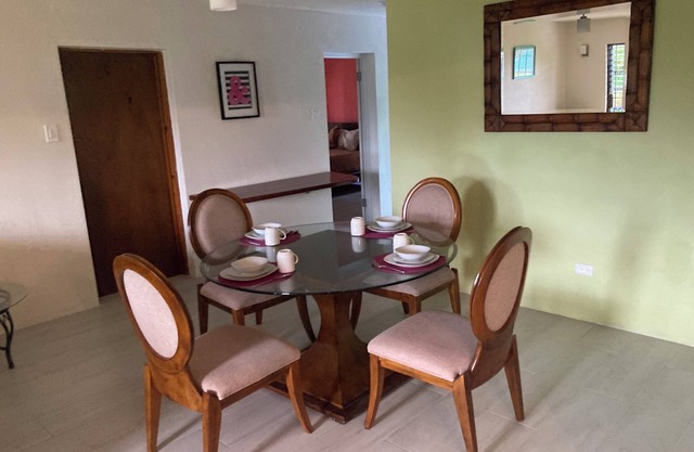 Water Hall Terrace, Tranquil comfortable retreat in Barbados