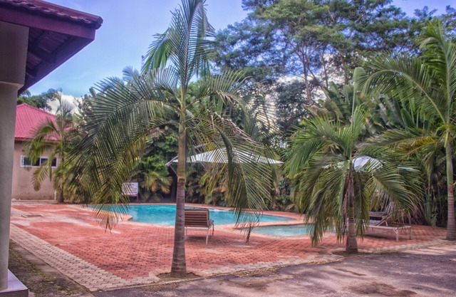 Waterfalls Hotel