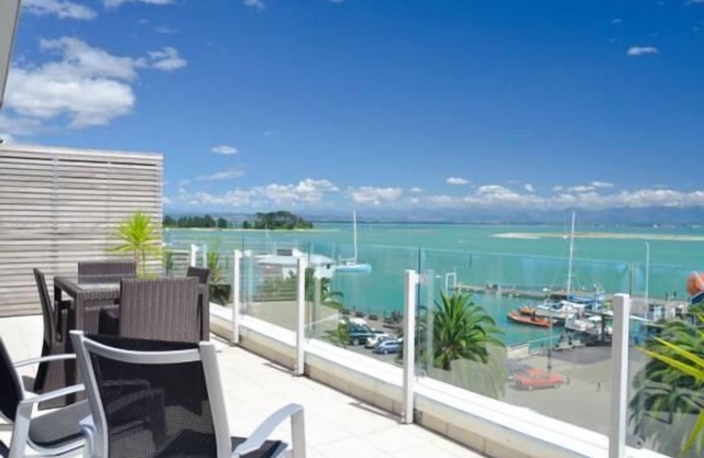 Waterfront Apartment sobre el Waterfront de Nelson