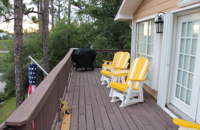 Waterfront Bay St Louis Hide-away