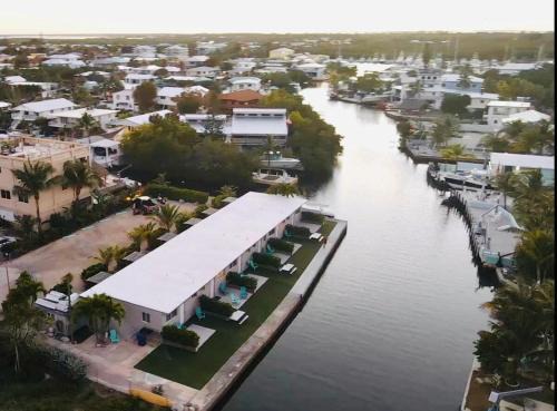 Waterfront Cabana 2 Key Largo