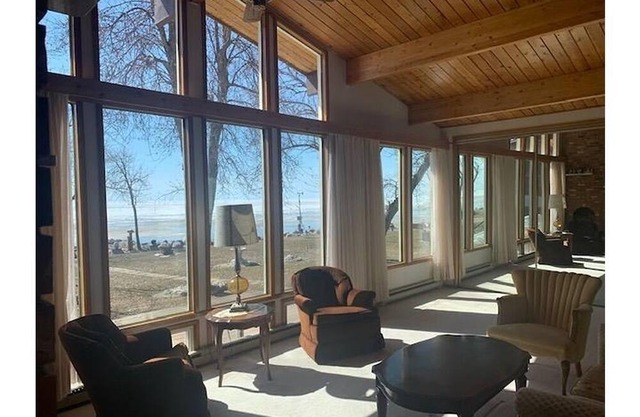 Waterfront cabin retreat
