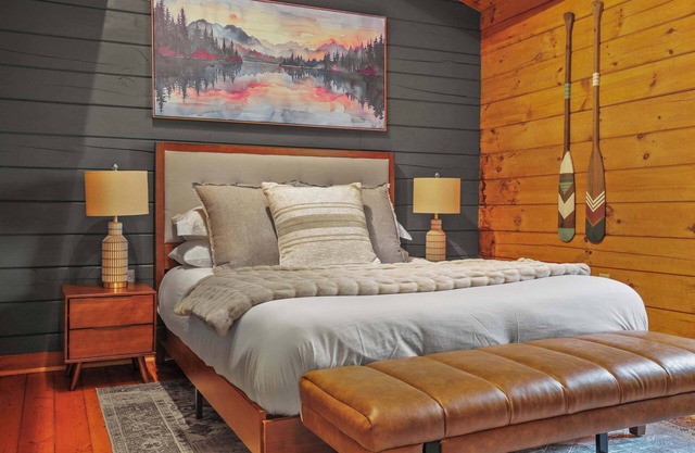 Waterfront Cabin - Sauna - Fire Pit - Bluff Views