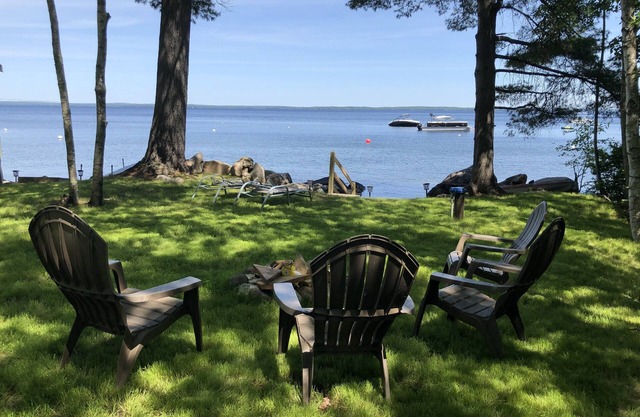 Cabina frente al lago Sebago