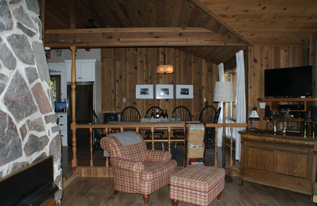 Waterfront Cottage, 5 habitaciones y cobertizo