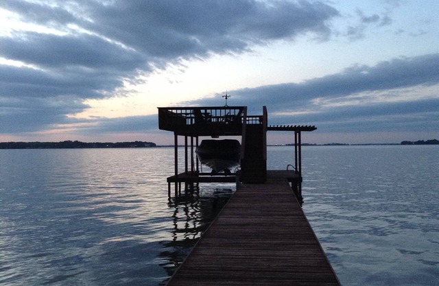Waterfront Cottage: Calma, Vistas al mar abierto (canoa y kayaks disponibles)