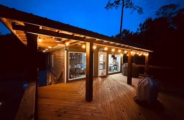Waterfront Cozy Unit Bay St Louis / kayaks &dock