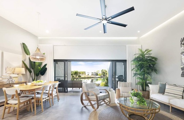 Waterfront Dreaming Voguish Living at Bayview