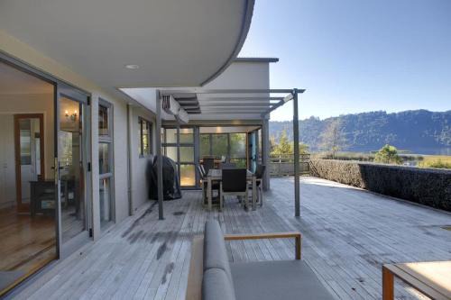 Waterfront Escape