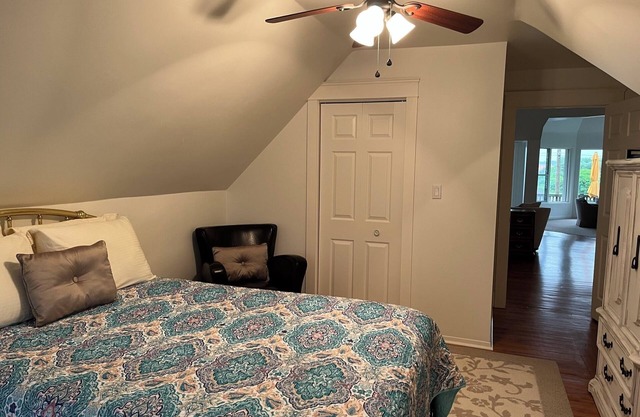 'Cornerstone Suites' executive canal front penthouse