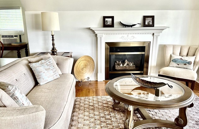 'Cornerstone Suites' executive canal front penthouse