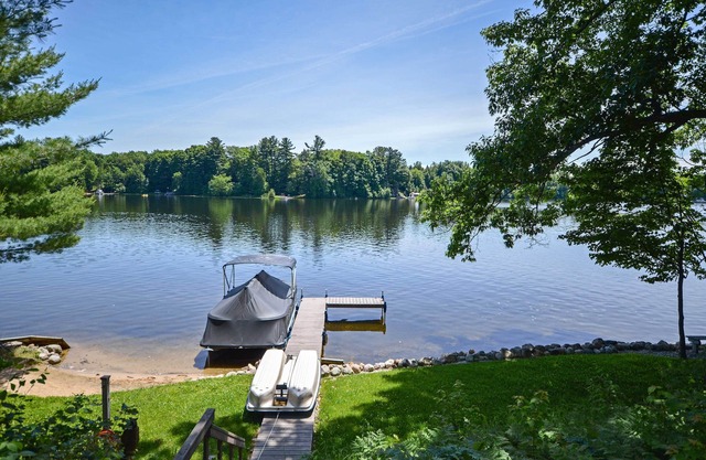 Acogedor Waterfront Fife Lake Cottage en el lago!