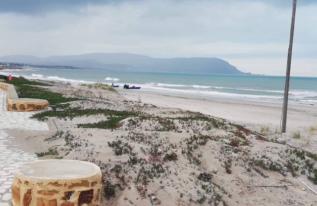 Frente al mar de alto nivel en Dar Allouche - Kélibia - Nabeul
