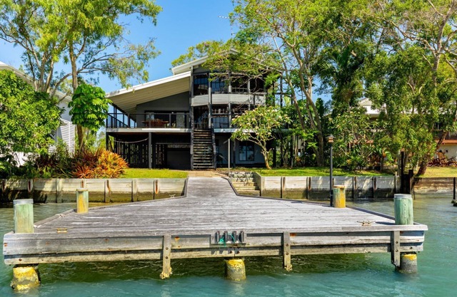 Waterfront Home with Undisturbed Views - 61 Noosa River Drive, Noosa North Shore