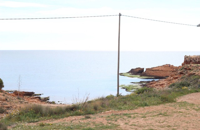 Casa frente al mar a 200 metros de cala de arena