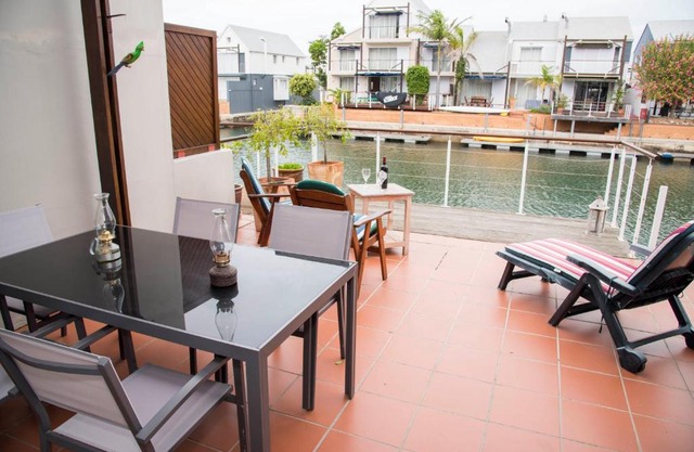 Waterfront - home on the Quays
