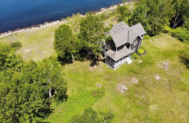 Waterfront Home on Long Island -Golf Cart Included