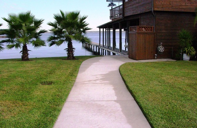 Casa frente al lago - Muelle de pesca privada - a pie de tiendas y restaurantes