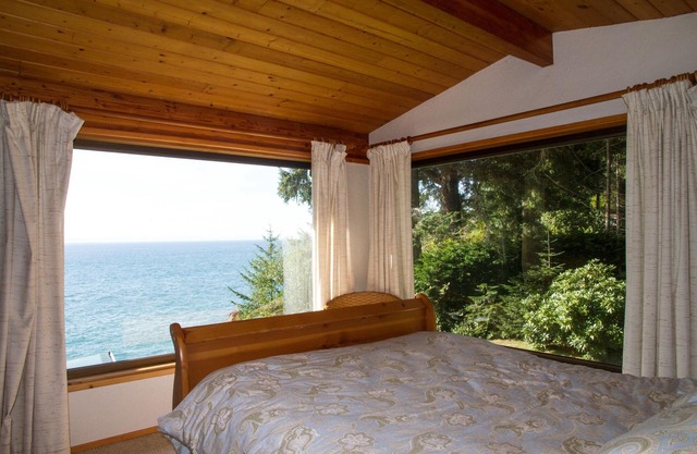 Casa frente al mar con vistas asombrosas, fácil acceso a la playa, bañera de hidromasaje