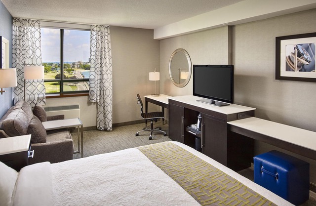Waterfront Hotel Downtown Burlington