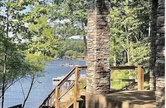 Waterfront house, Minutes to Auburn, Boat slip.