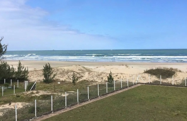 Casa frente al mar en la playa de Itapirubá