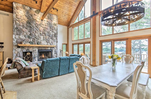 Waterfront Lake Tomahawk Cabin with Game Room!