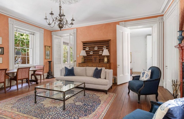 Waterfront living at its finest! Gorgeous 1bd/1ba